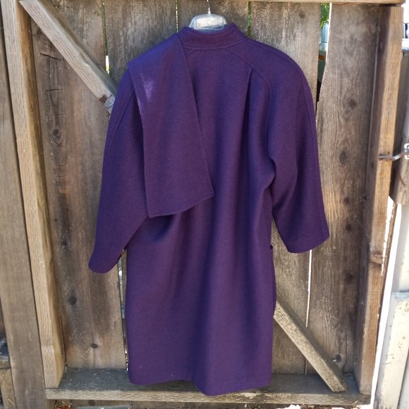 Retro Purple Car Coat with Attached Scarf - Picture 3 of 16
